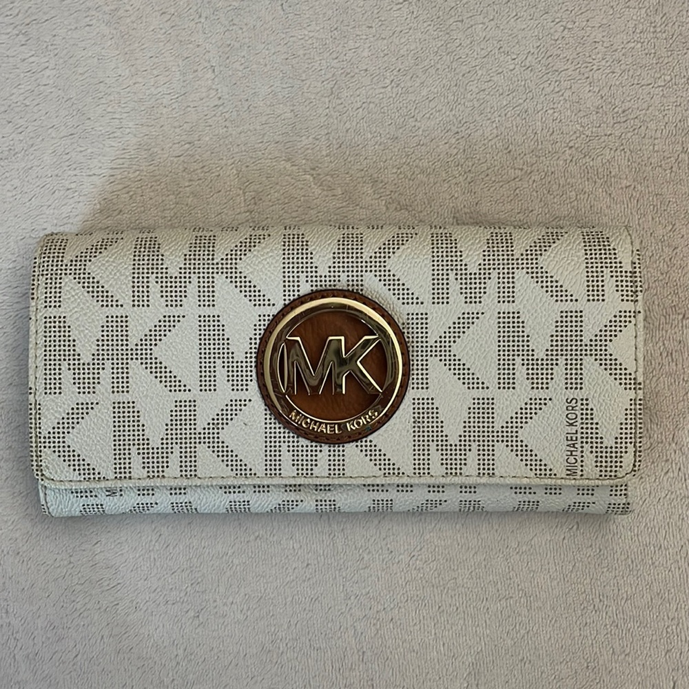 Michael Kors Fulton Vanilla Logo Print Wallet